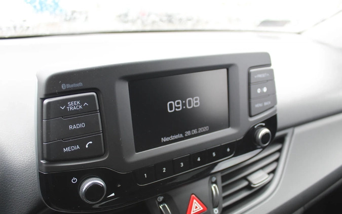 Hyundai I30 cena 45900 przebieg: 115329, rok produkcji 2018 z Bodzentyn małe 277